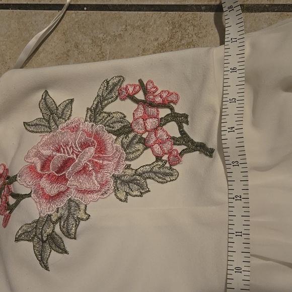 Premier Amour White Dress Short Sleeve - Picture 9 of 10